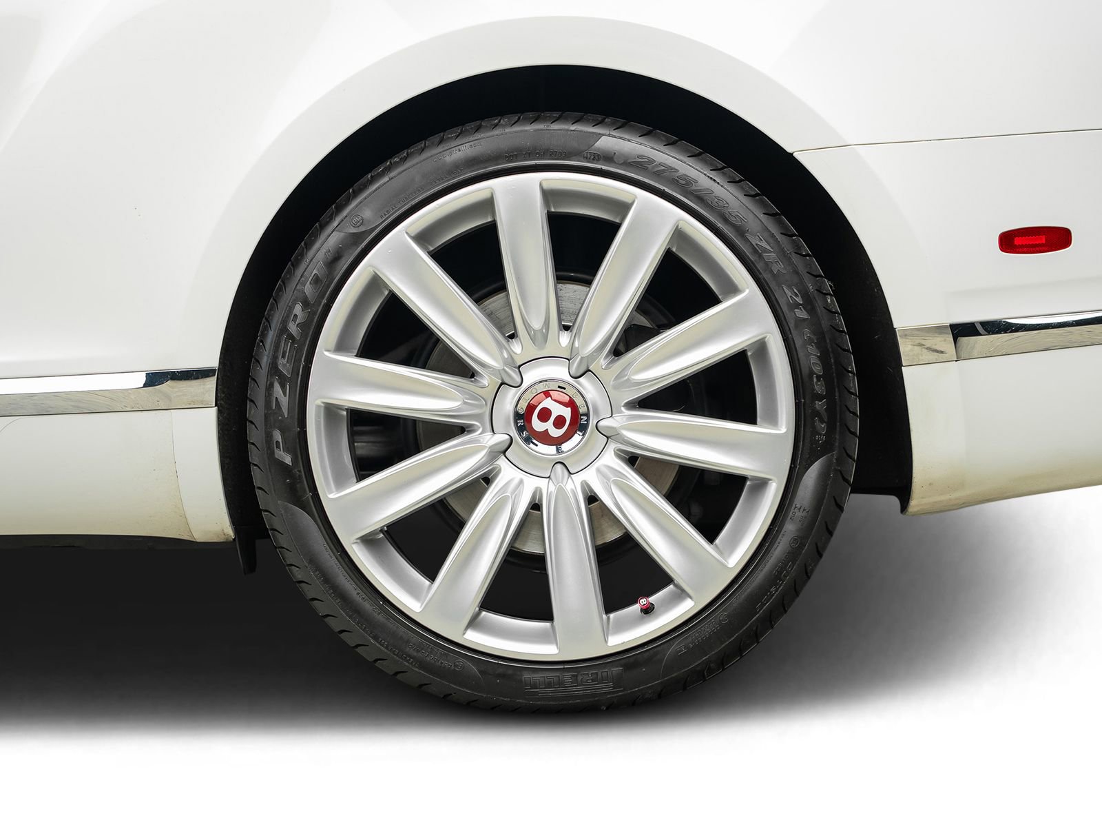 Used 2017 Bentley Continental GT image 26