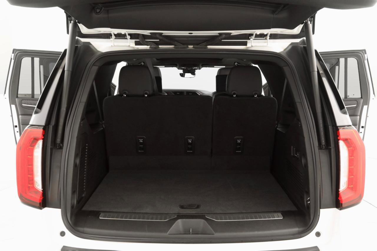 Used 2023 GMC Yukon XL Denali w/ Denali Reserve Package image 28