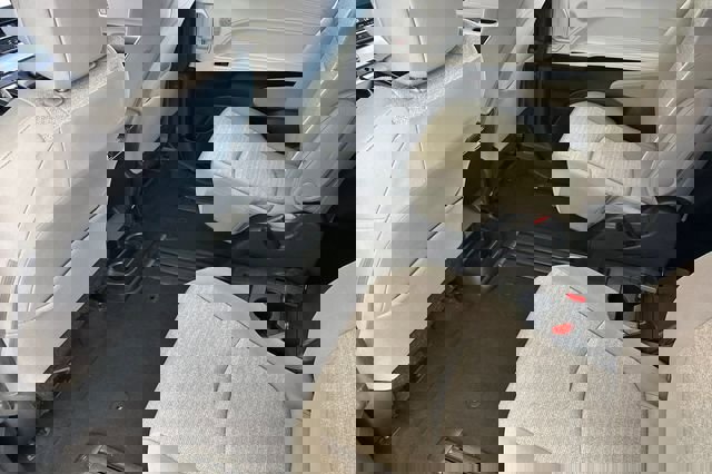 Used 2025 Toyota Sienna LE image 16