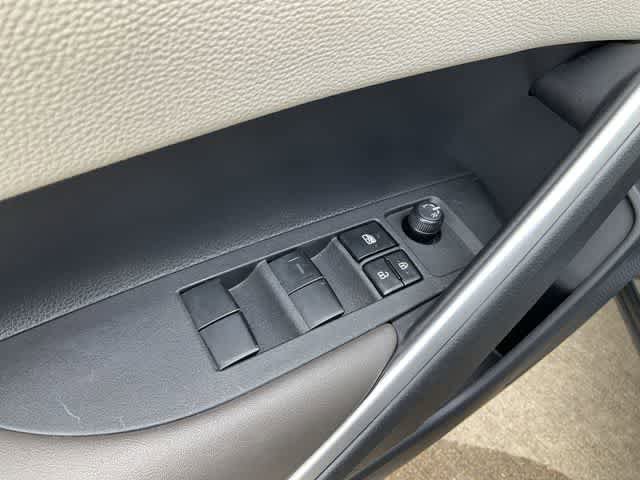 Certified 2024 Toyota Corolla Cross XLE w/ Convenience Package AWD/4WD image 13