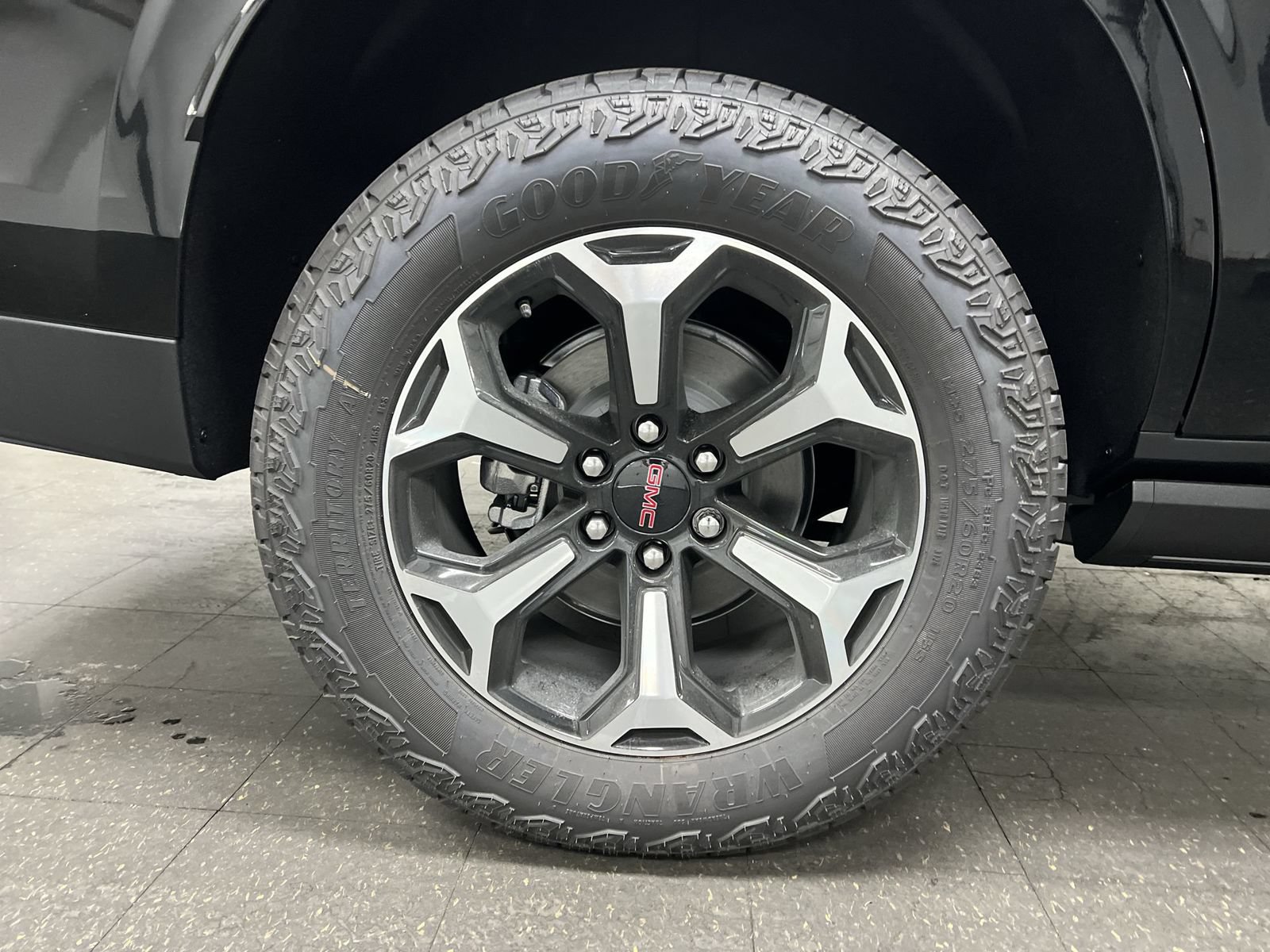 New 2026 GMC Yukon AT4 w/ AT4 Premium Package AWD/4WD image 55