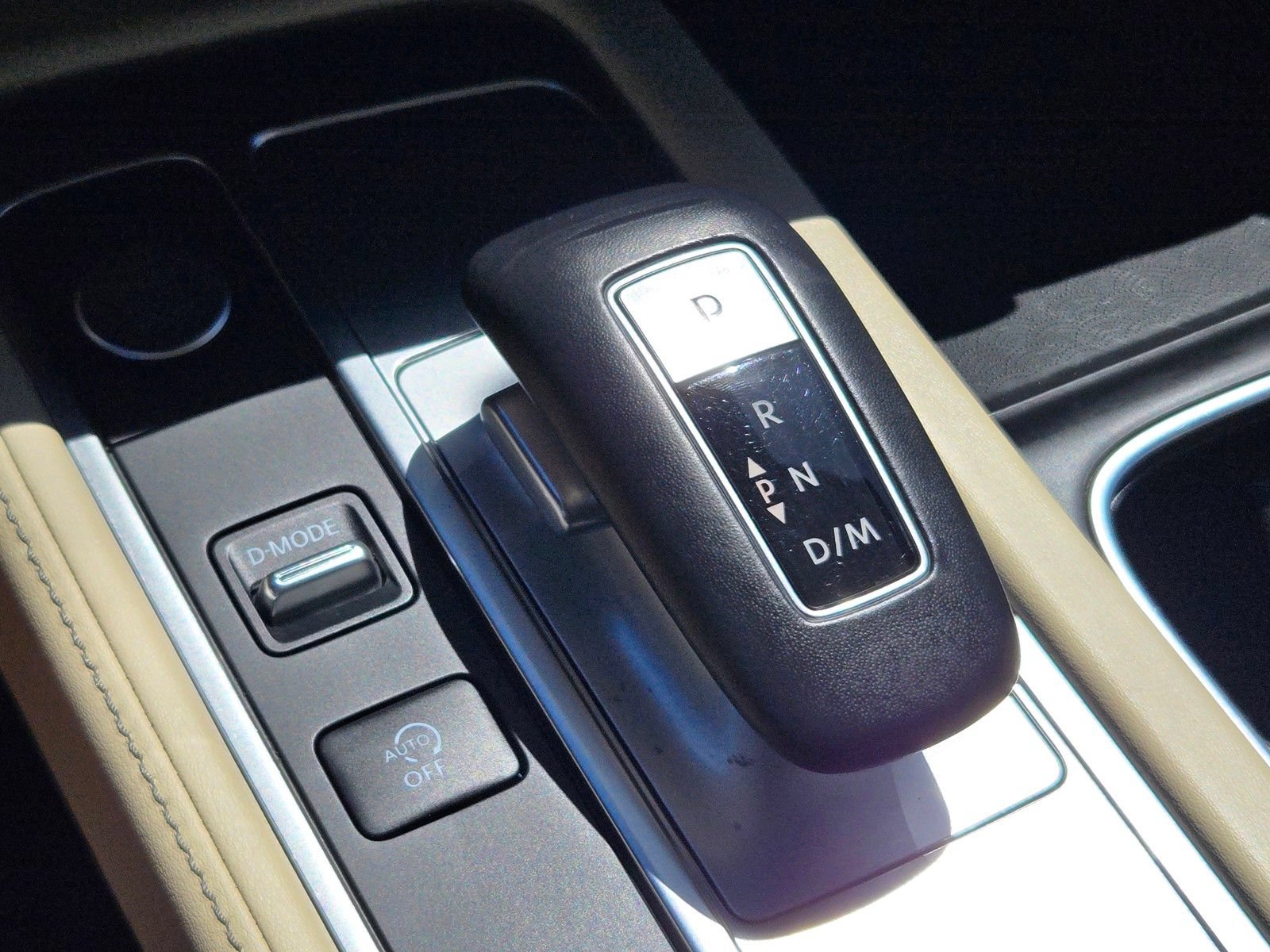 Used 2023 INFINITI QX60 Luxe w/ Cargo Package FWD image 28