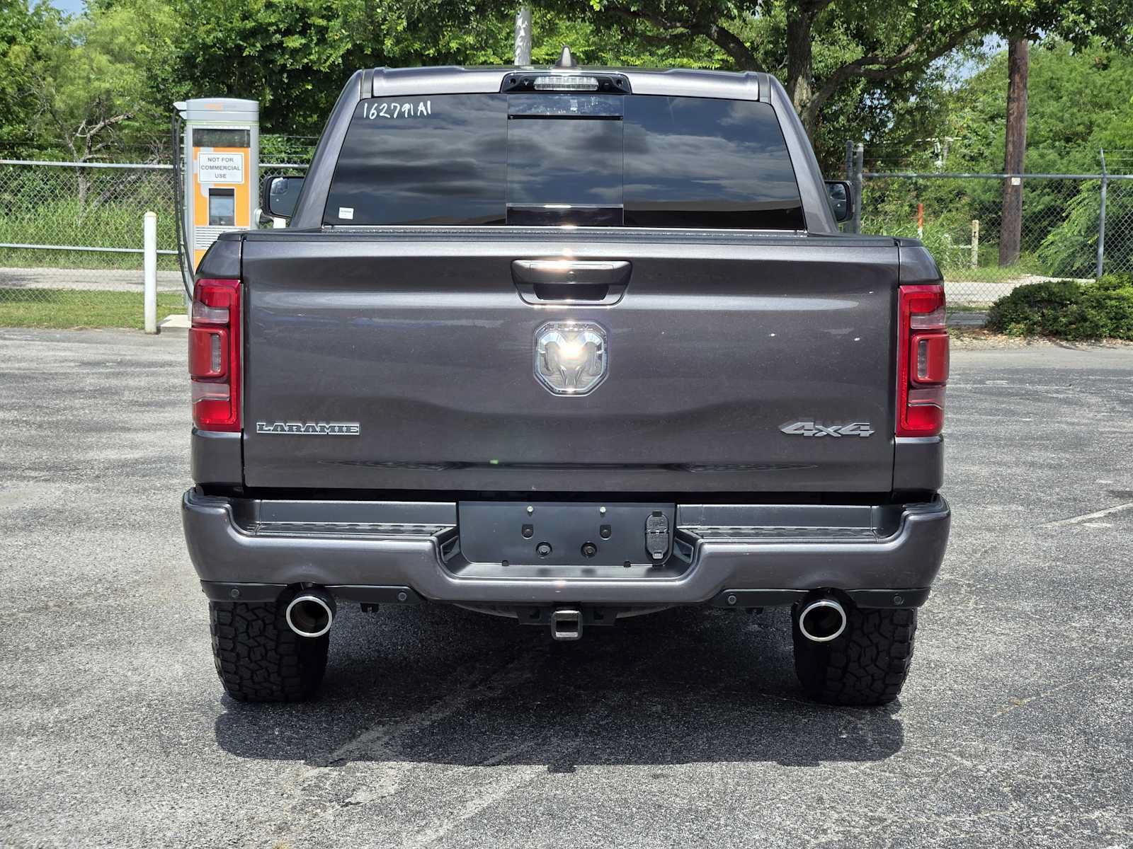 Used 2023 RAM 1500 Laramie AWD/4WD image 6