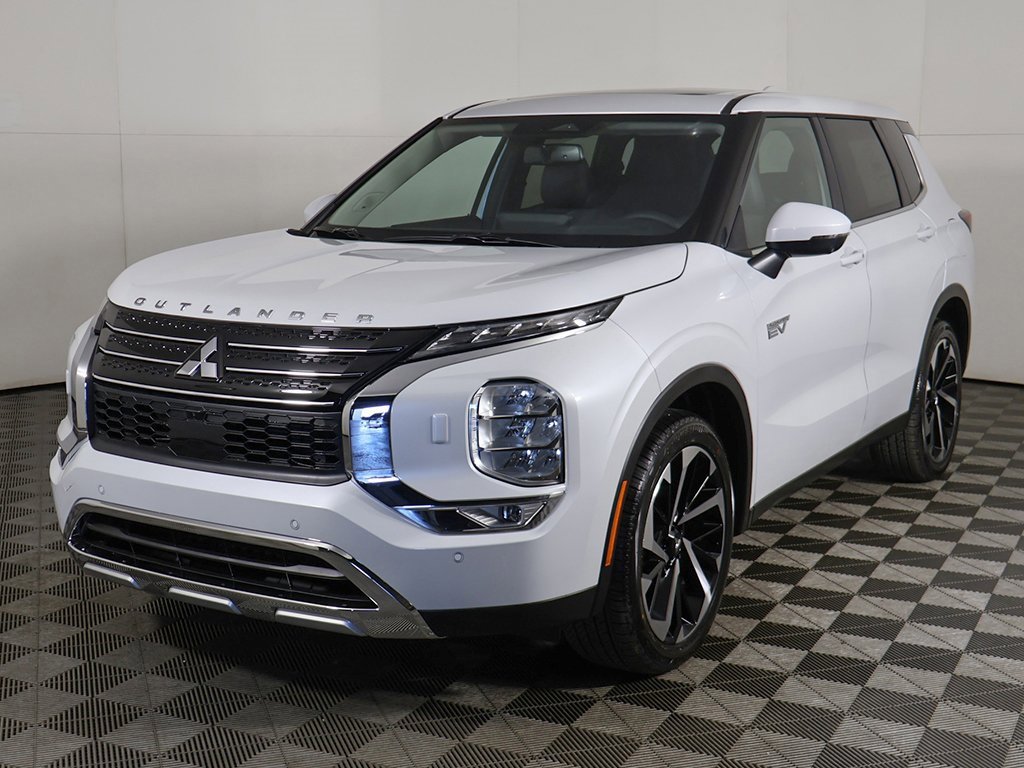 New 2025 Mitsubishi Outlander SE image 11