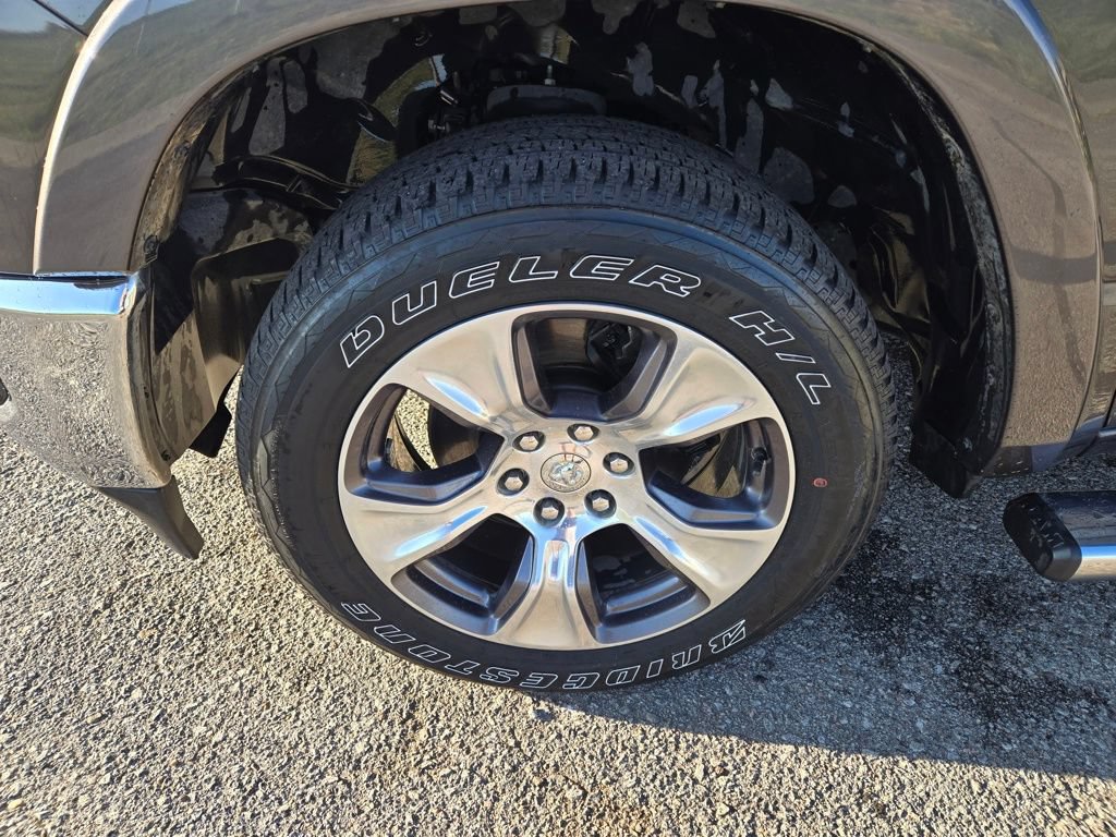 Used 2021 RAM 1500 Laramie AWD/4WD image 11