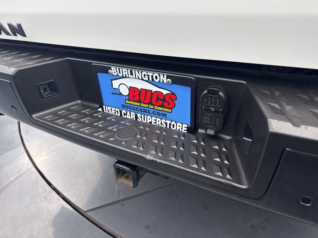 Used 2021 Nissan Titan PRO-4X w/ Pro-4x Convenience Package AWD/4WD image 43