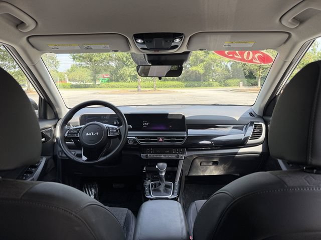 Certified 2025 Kia Seltos S AWD/4WD image 37