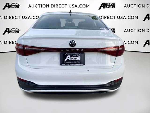 Used 2025 Volkswagen Jetta Sport FWD image 5