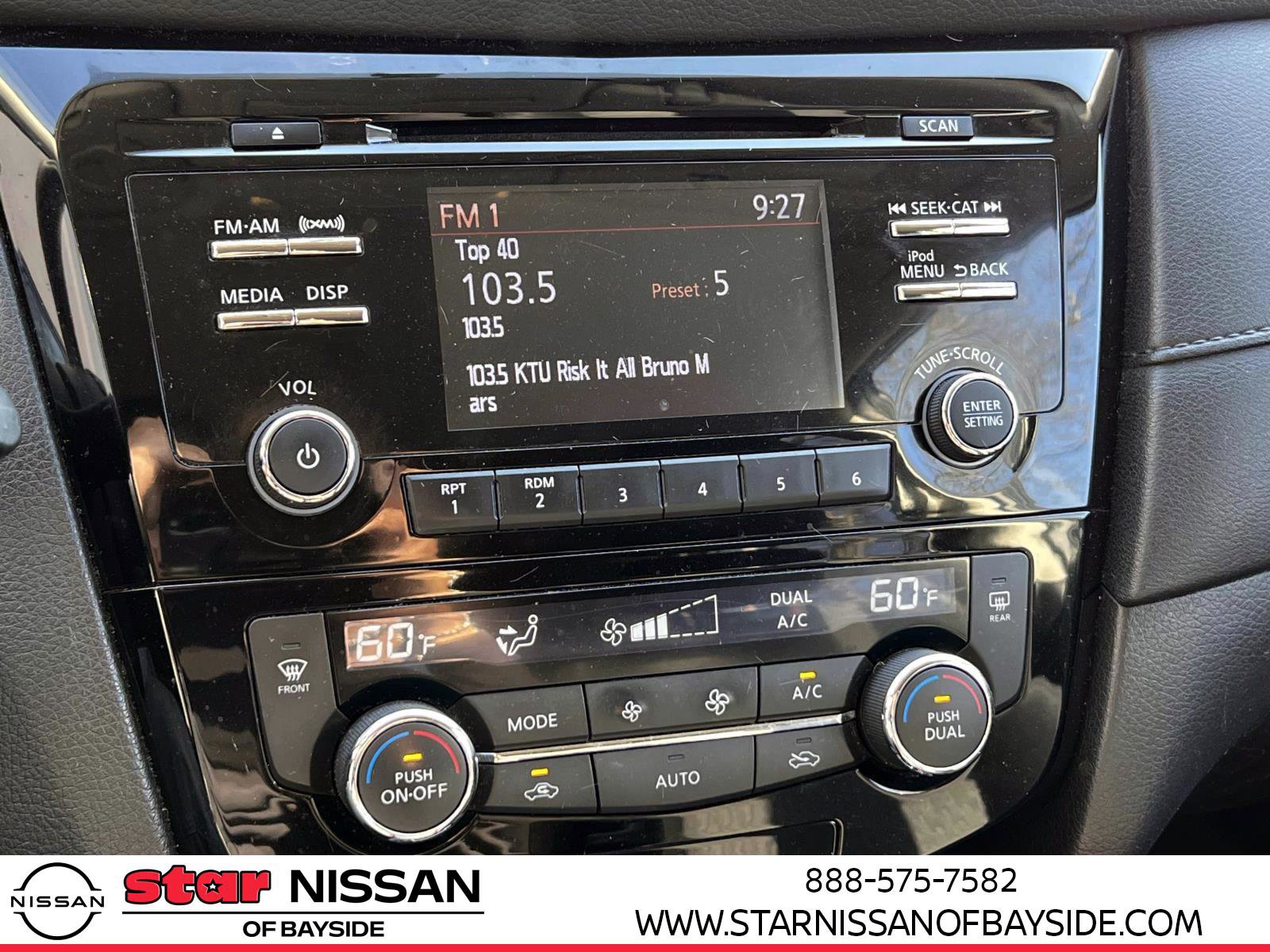 Used 2017 Nissan Rogue SV image 27
