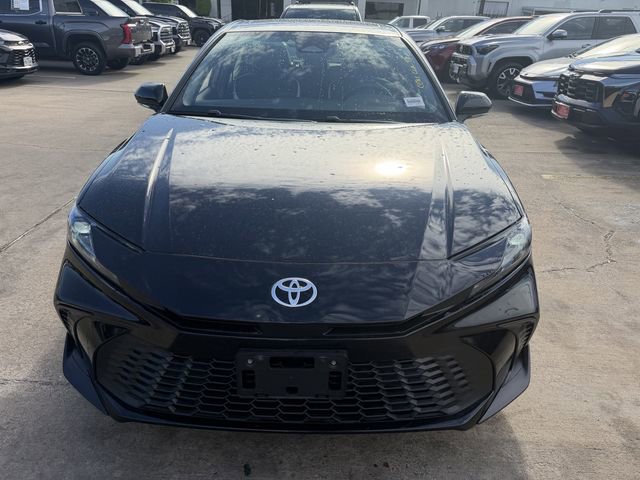 Used 2025 Toyota Camry SE w/ Multimedia Upgrade Package image 2