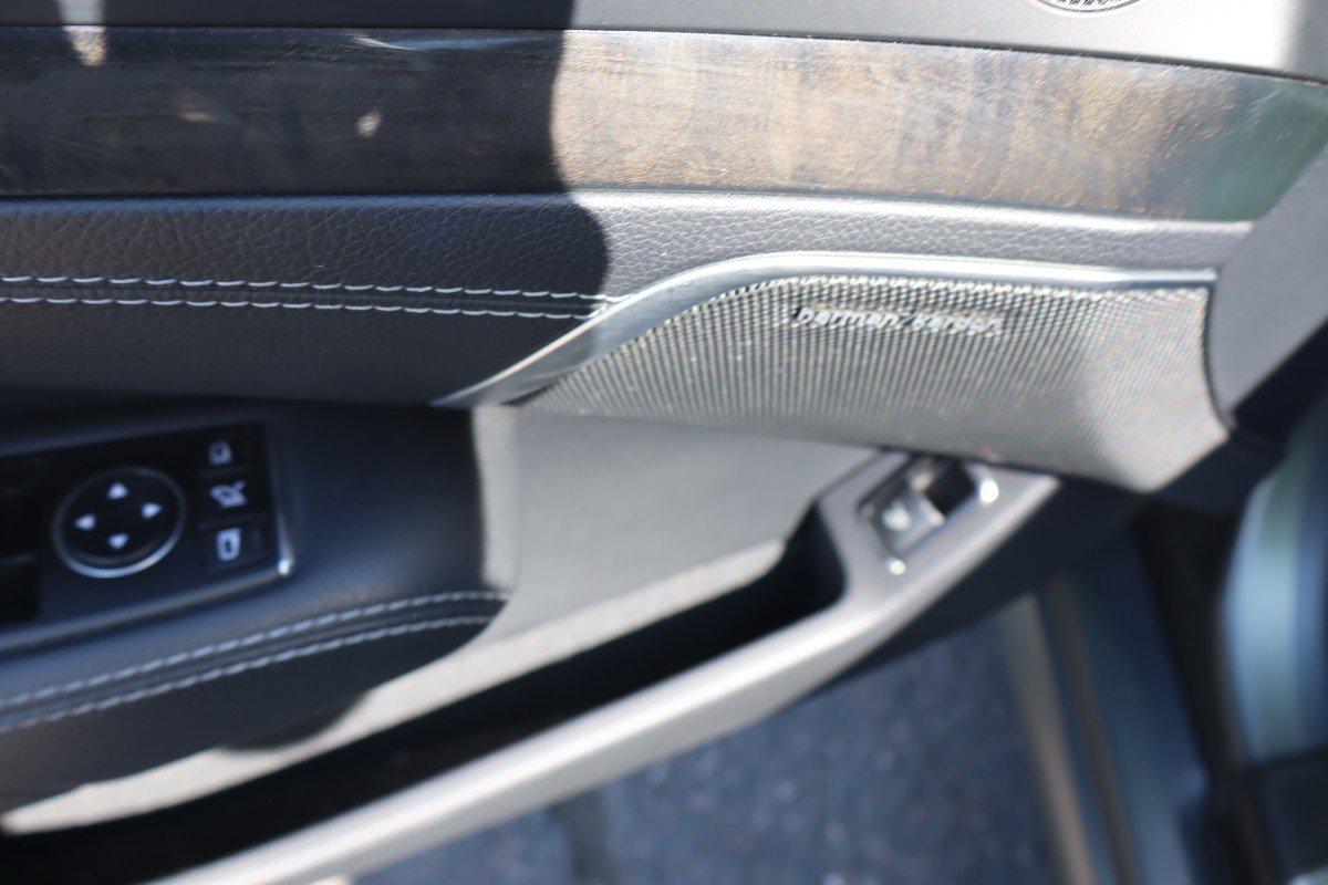 Used 2013 Mercedes-Benz SL 550 image 10