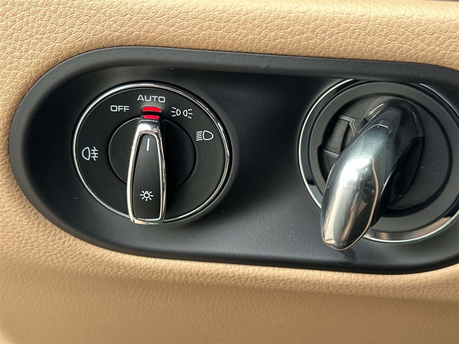 New 2026 Porsche Macan image 30