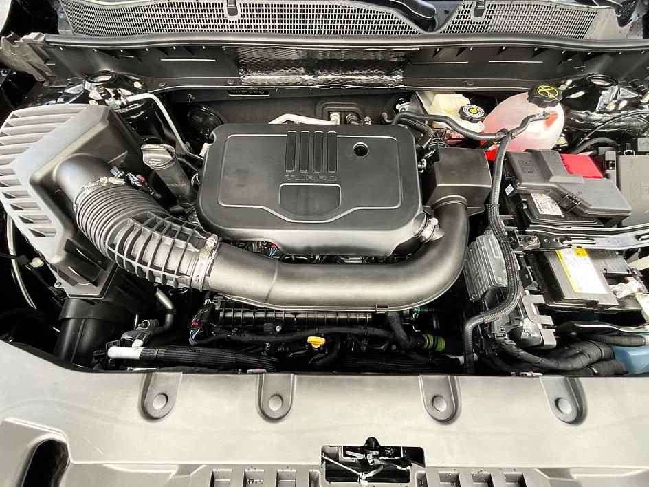 New 2026 Chevrolet Blazer LT w/ Convenience Package AWD/4WD image 8