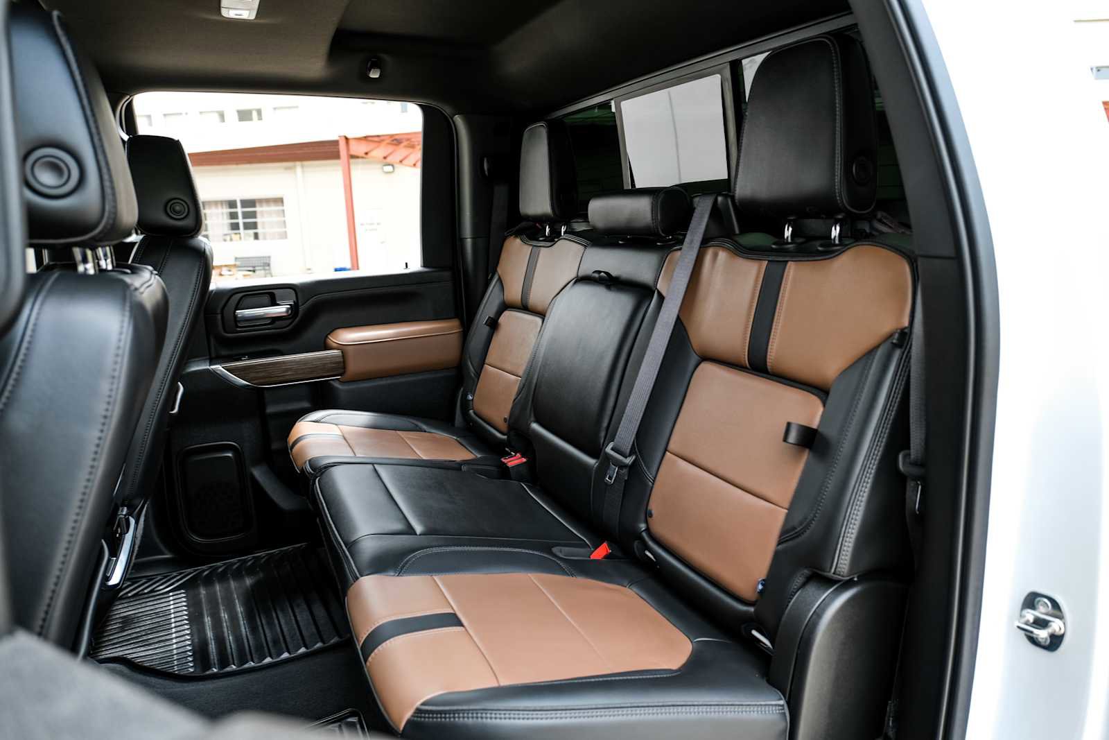 Used 2022 Chevrolet Silverado 3500 High Country AWD/4WD image 41