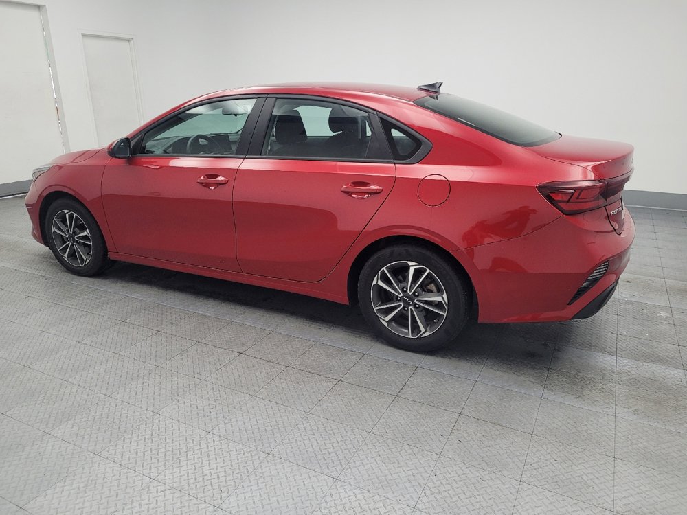 Used 2023 Kia Forte LXS image 3