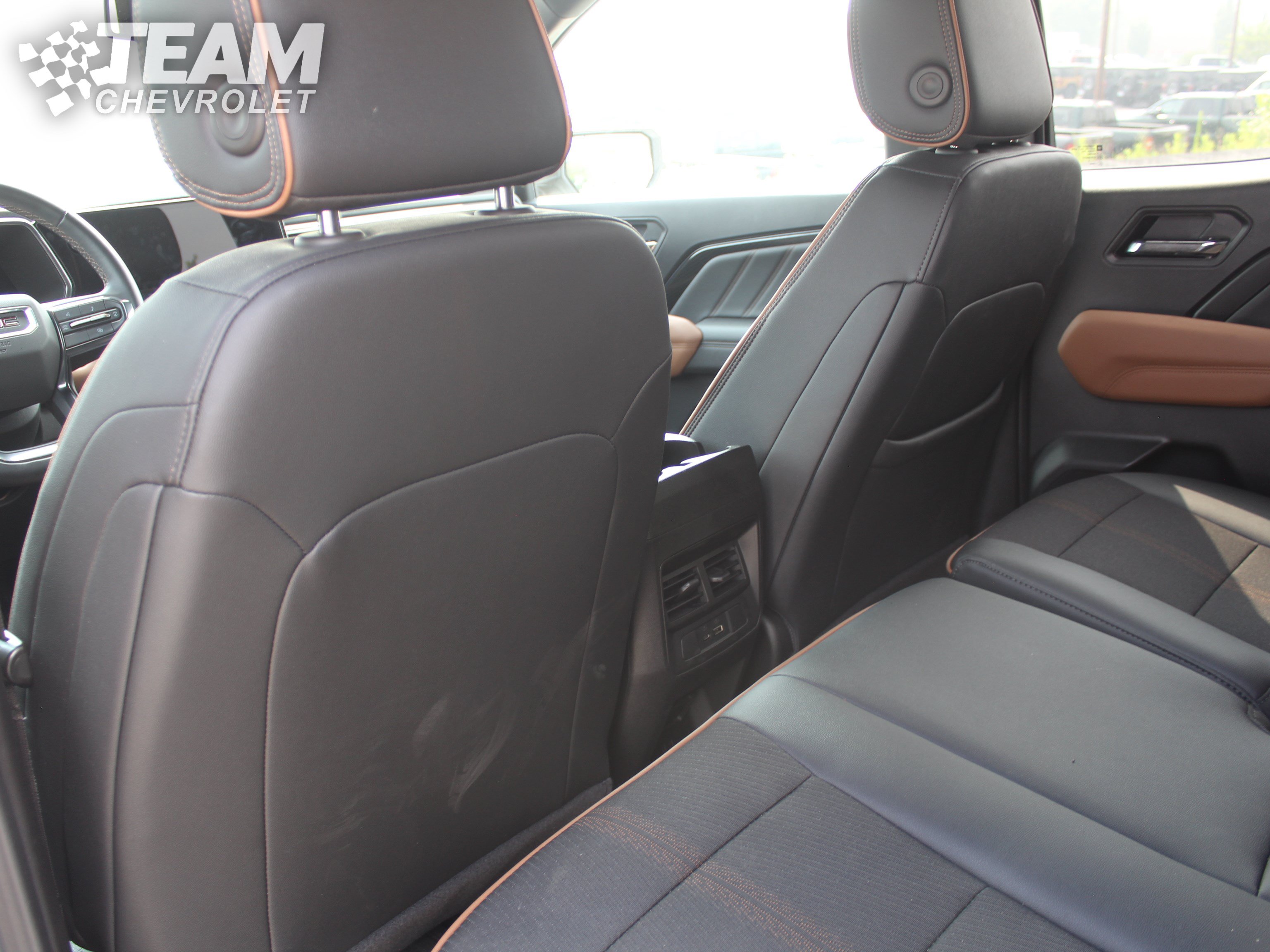 Certified 2025 GMC Canyon AT4 AWD/4WD image 20