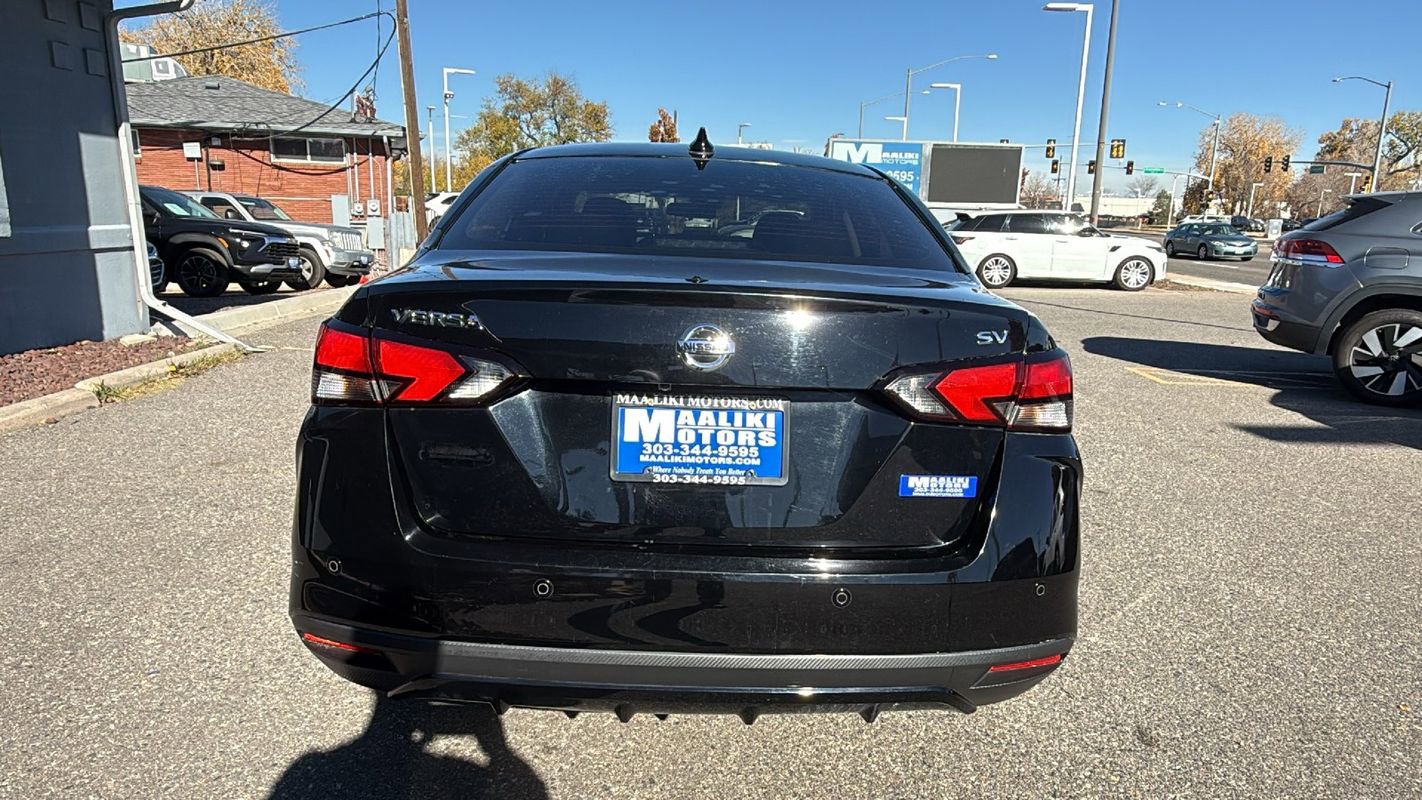 Used 2020 Nissan Versa SV image 6