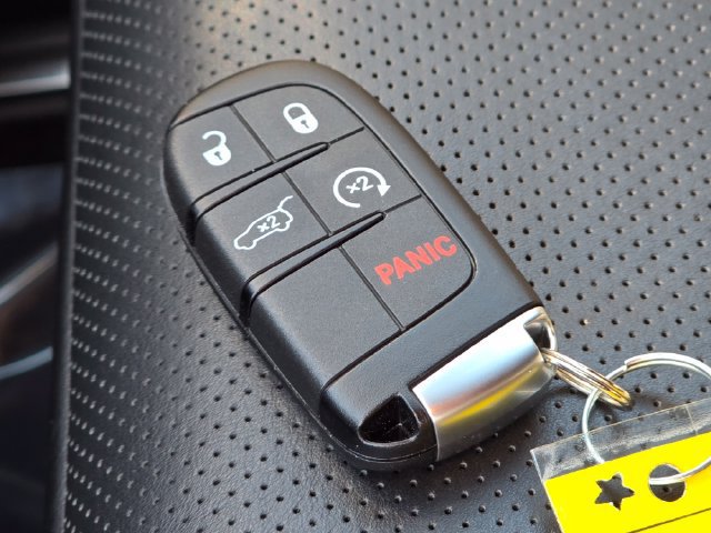 Used 2025 Dodge Durango GT AWD/4WD image 42