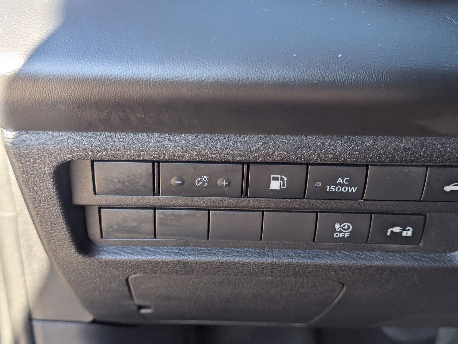 Used 2023 Mitsubishi Outlander SEL image 32