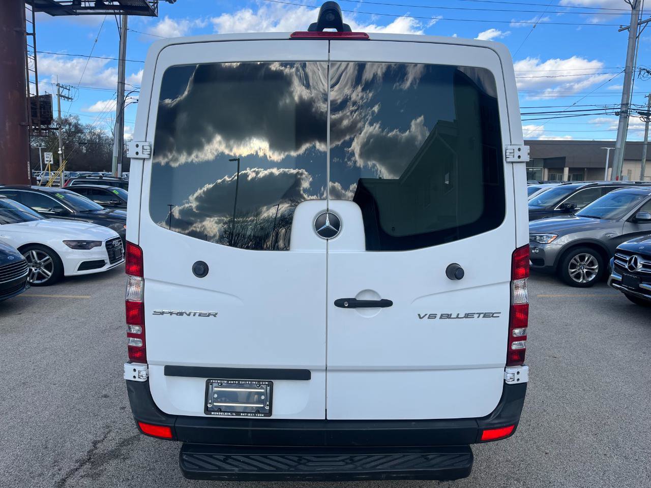 Used 2015 Mercedes-Benz Sprinter 2500 image 4