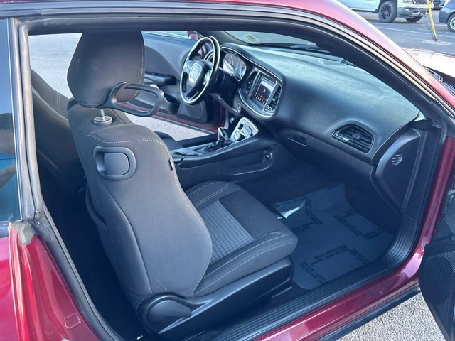 Used 2020 Dodge Challenger SXT RWD image 28
