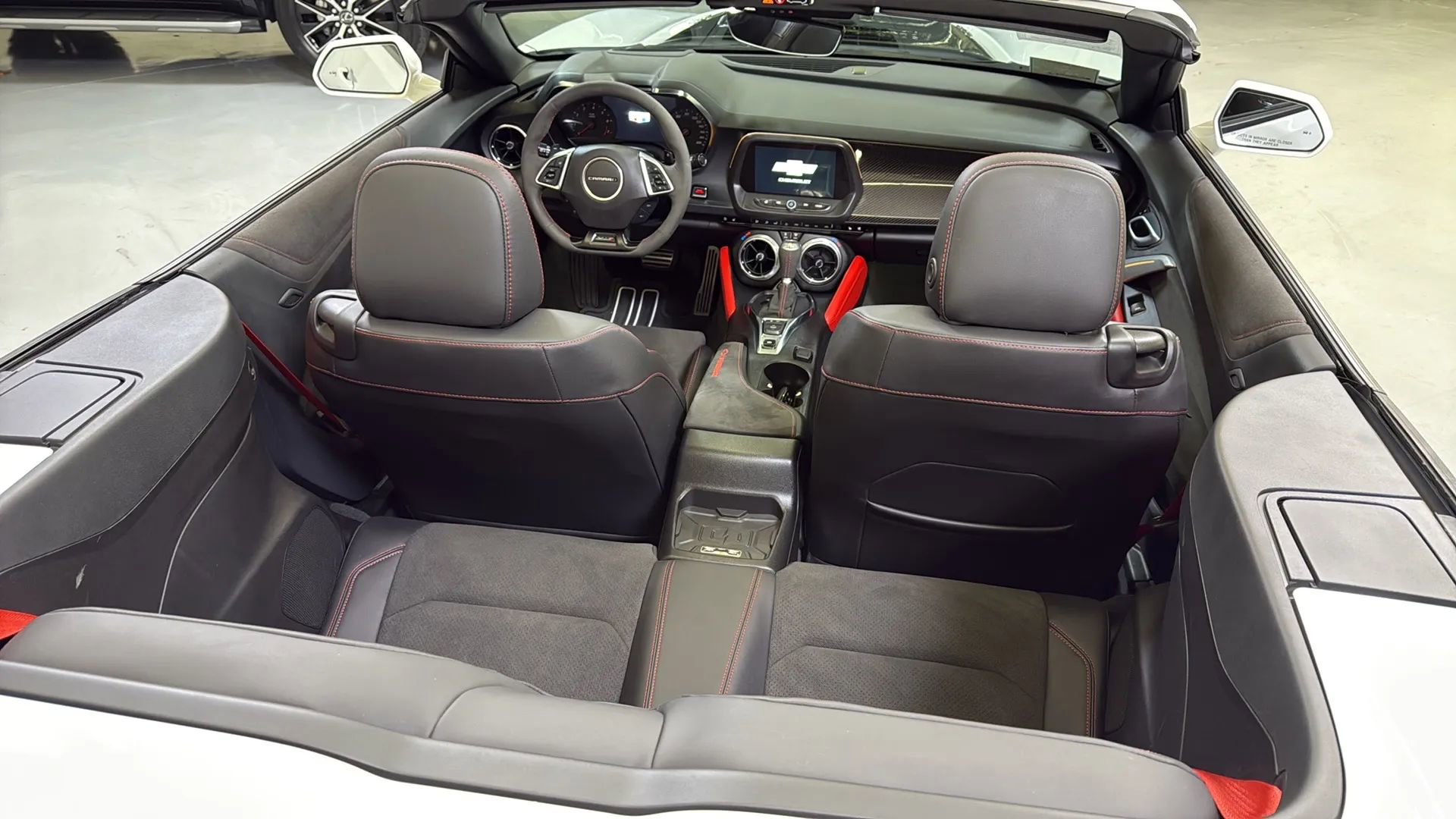 Used 2022 Chevrolet Camaro ZL1 image 18