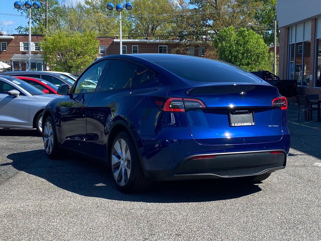 Used 2021 Tesla Model Y Long Range image 5