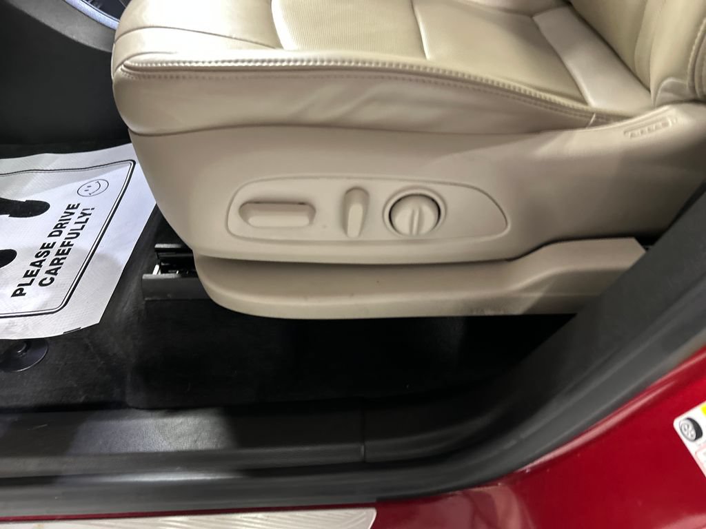 Used 2020 Buick Enclave Essence w/ Trailering Package, 5000 lbs. FWD image 11