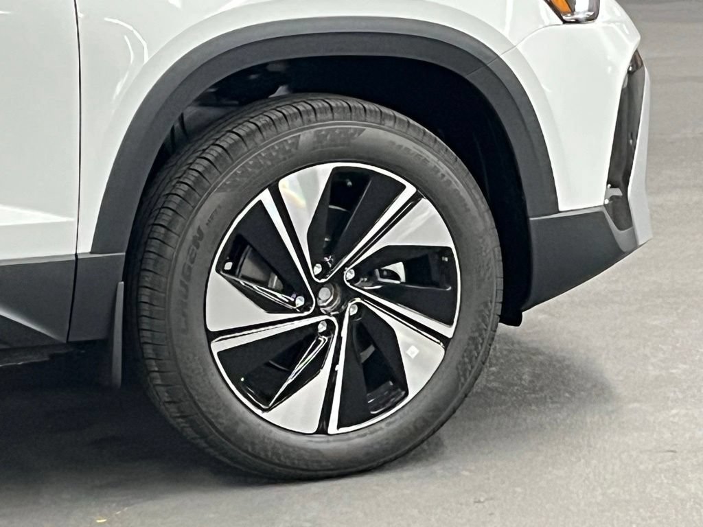 New 2026 Volkswagen Taos SE AWD/4WD image 40