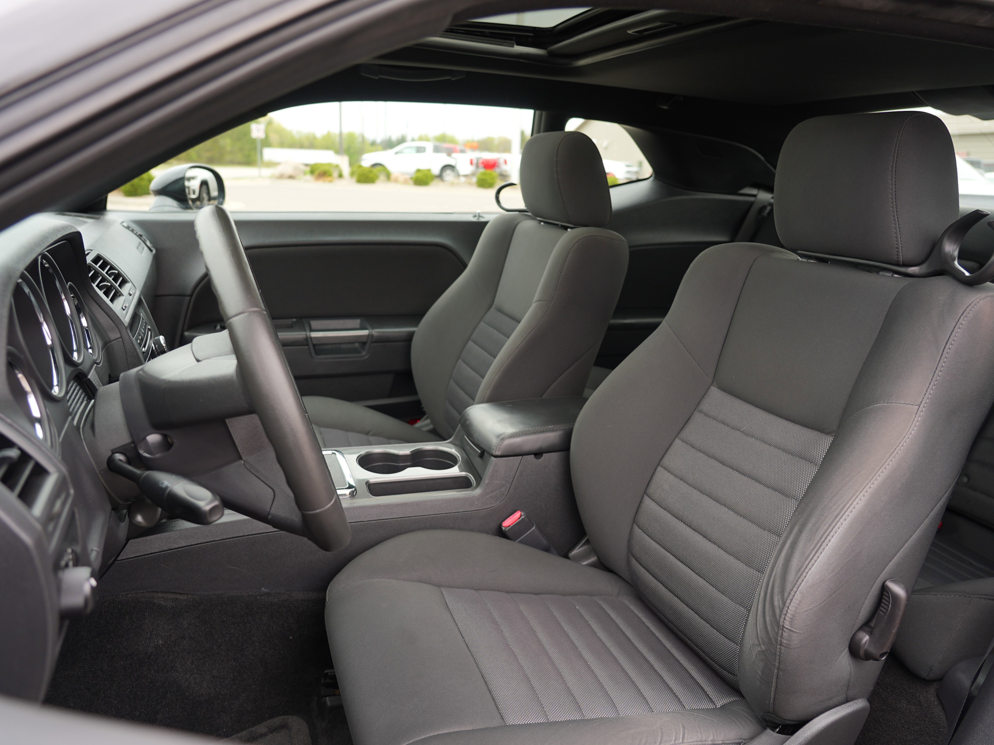 Used 2009 Dodge Challenger R/T RWD image 12