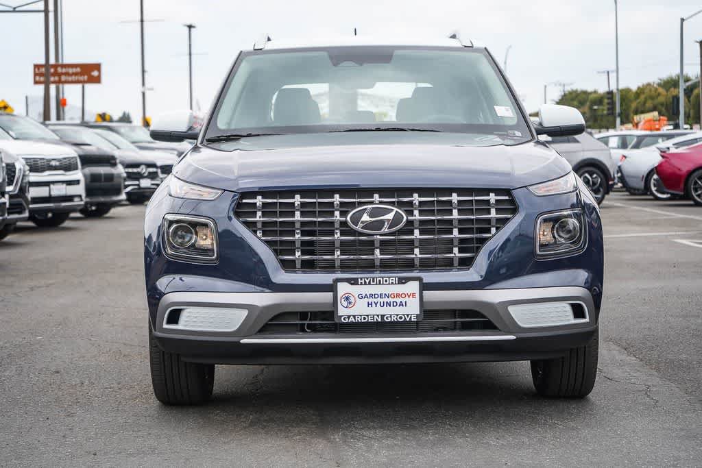 New 2026 Hyundai Venue SEL FWD image 2