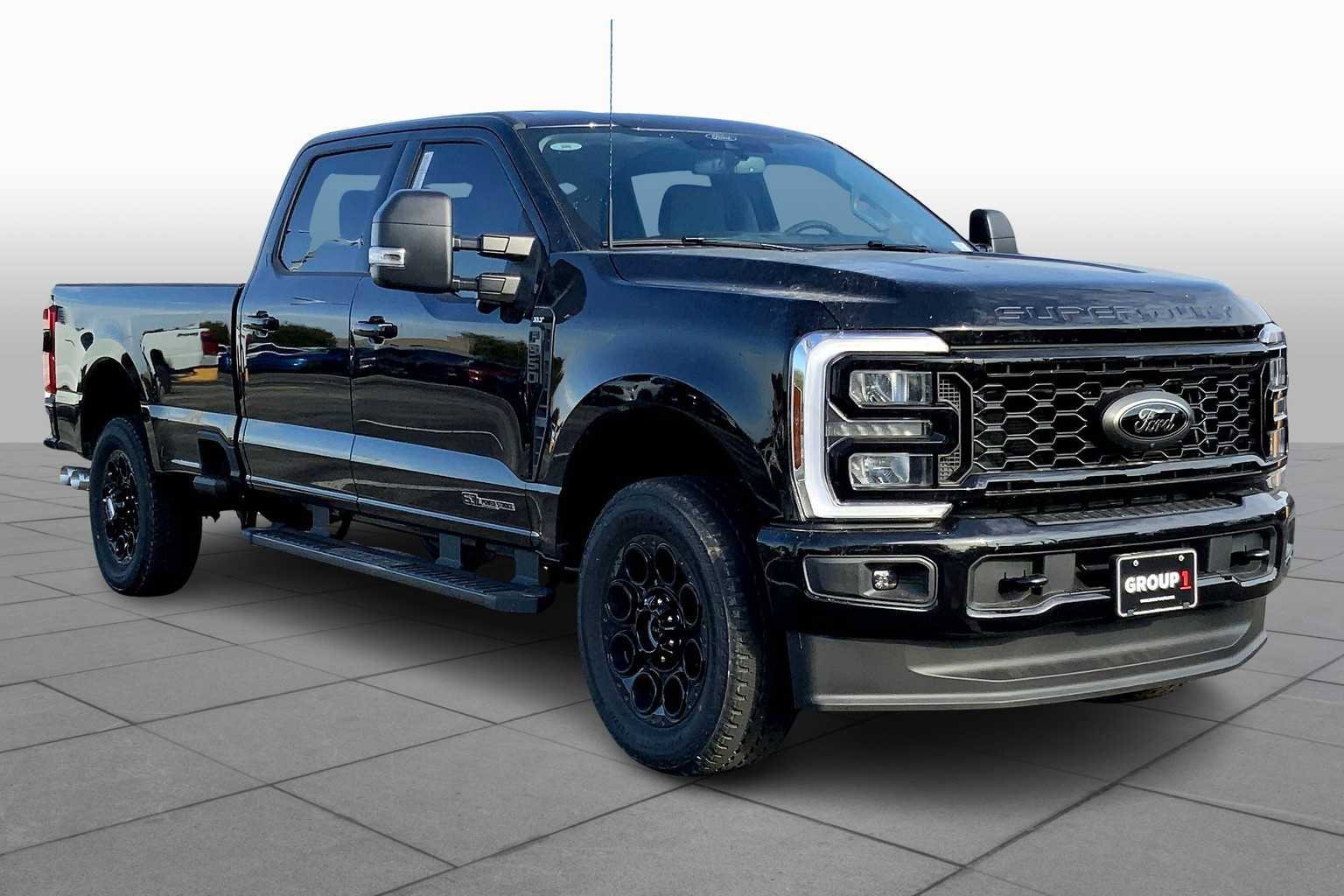 New 2026 Ford F350 XLT w/ XLT Premium Package AWD/4WD video 2