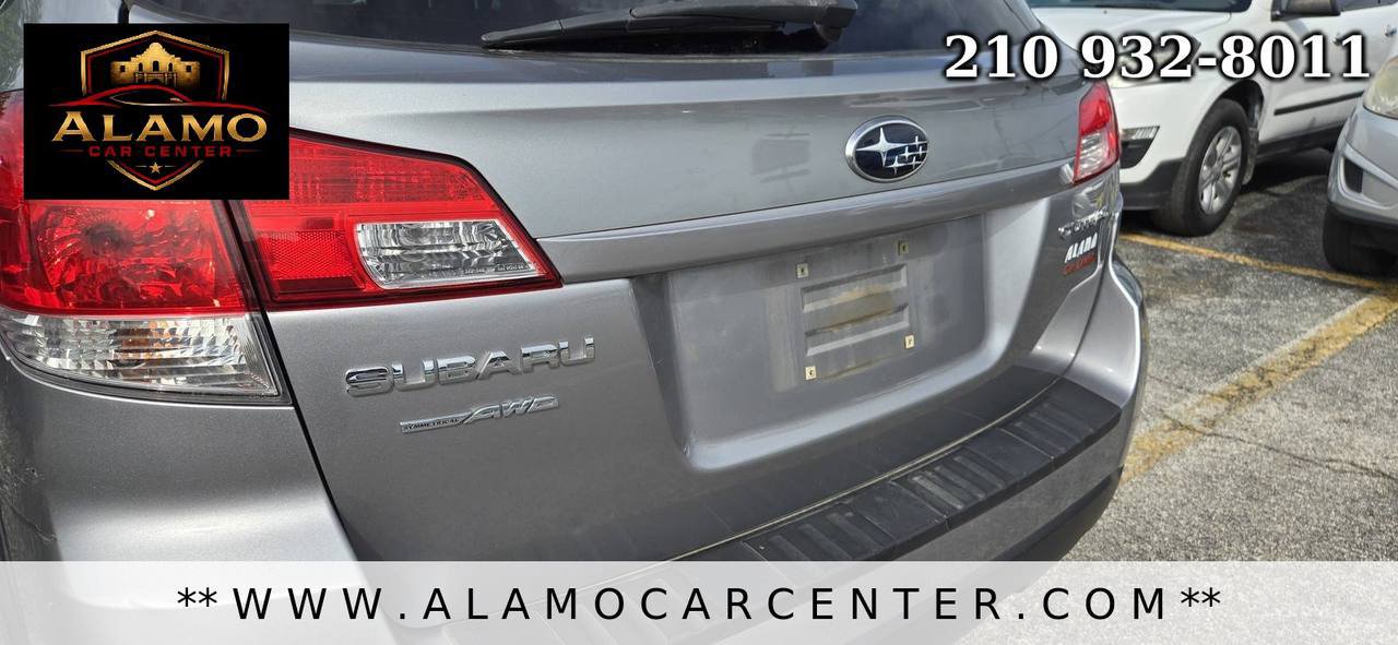 Used 2011 Subaru Outback 2.5i Premium AWD/4WD image 11