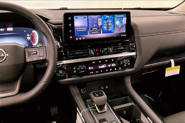New 2026 Nissan Pathfinder Platinum w/ Lighting Package AWD/4WD image 8