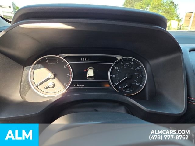 Used 2025 Nissan Rogue SV image 26