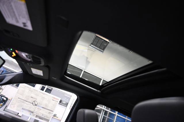 New 2026 GMC Canyon Elevation w/ Convenience Package image 22