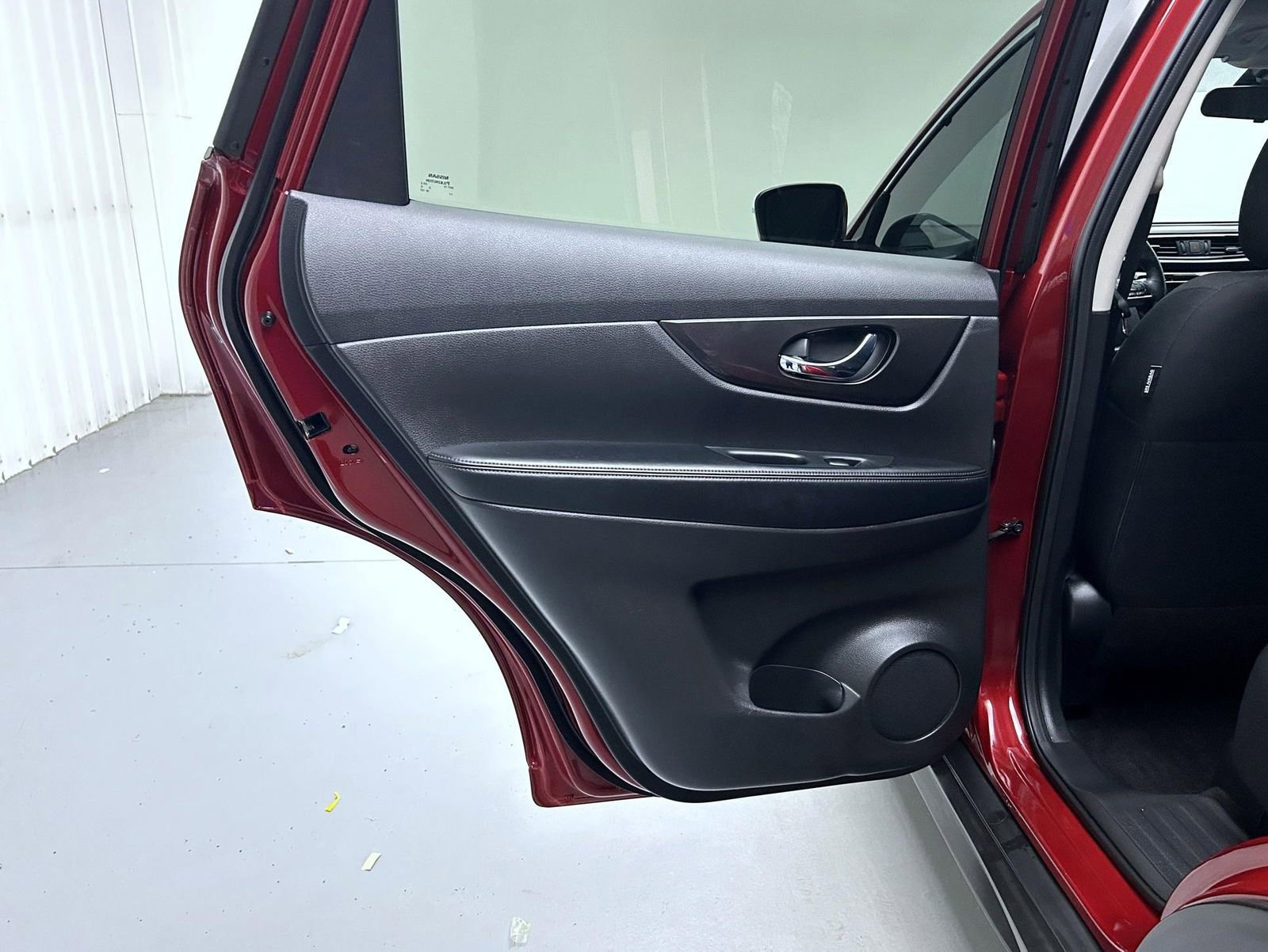Used 2020 Nissan Rogue SV image 20
