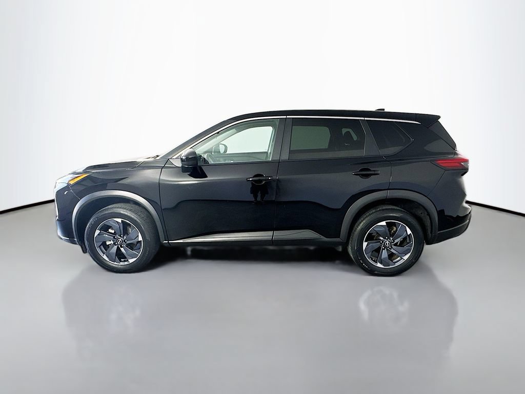 Used 2025 Nissan Rogue SV FWD image 4