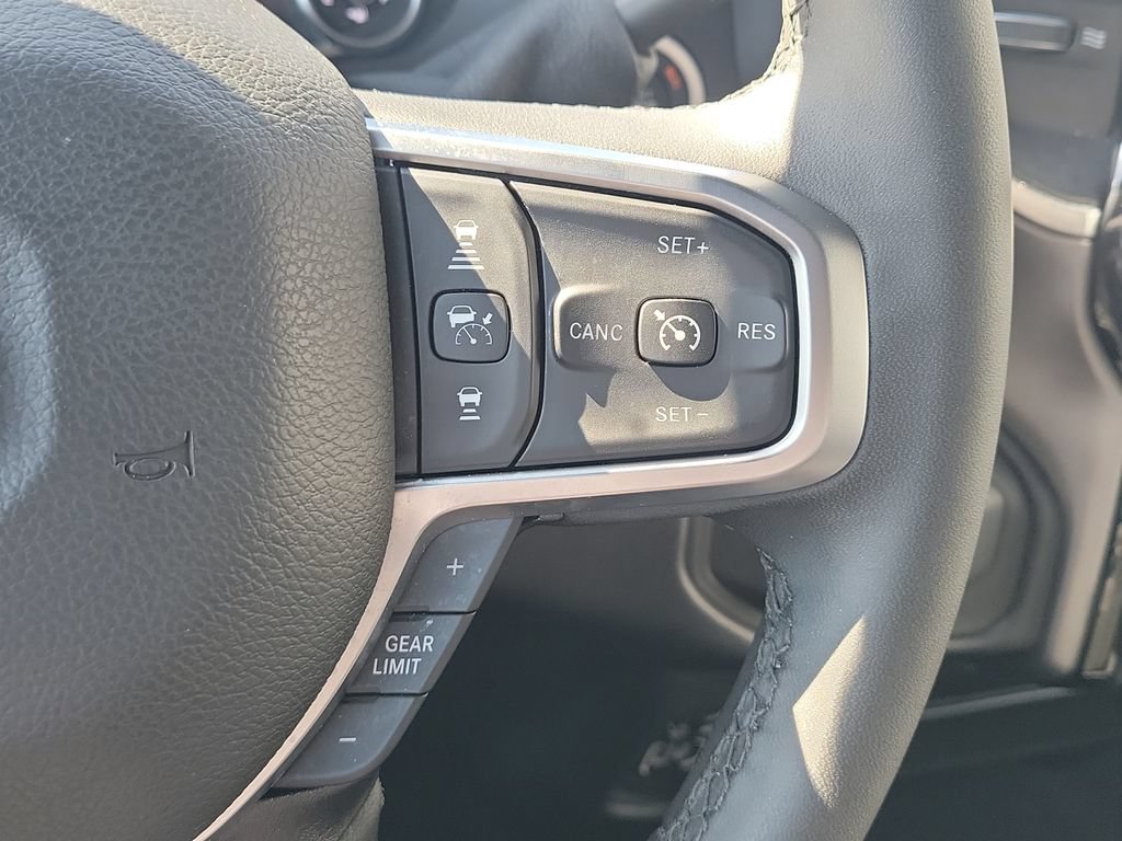 Used 2026 RAM 2500 Big Horn AWD/4WD image 10