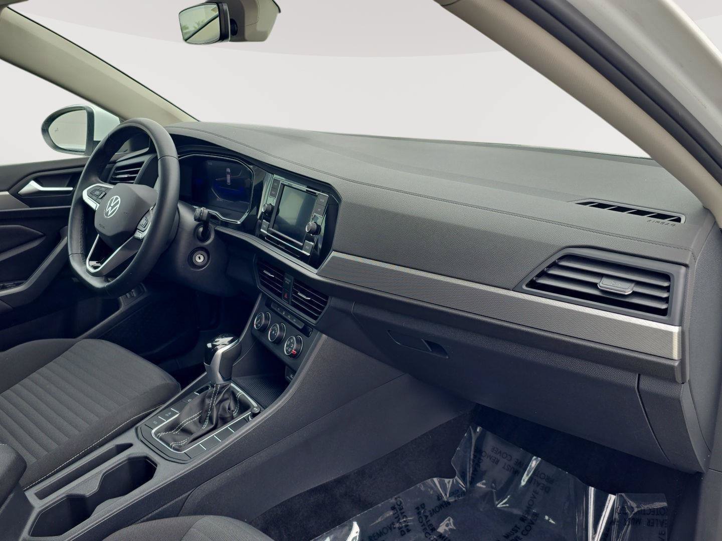 Certified 2024 Volkswagen Jetta S FWD image 15