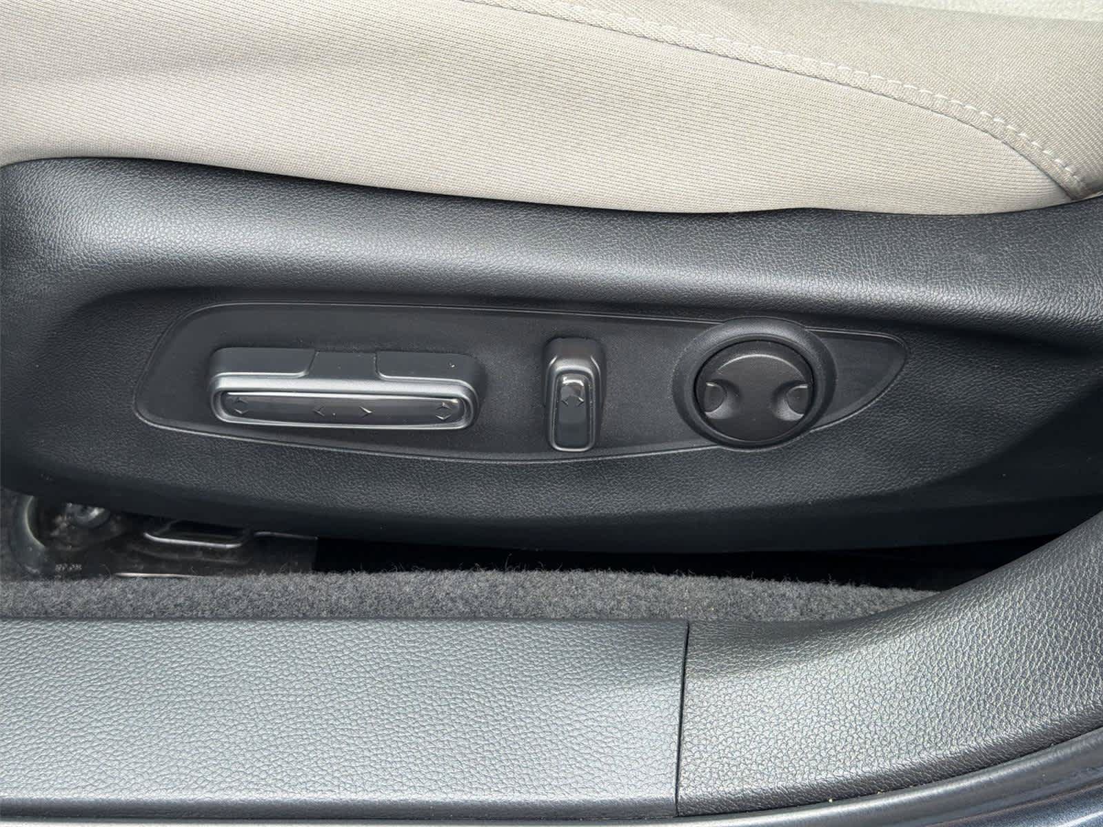 Used 2023 Honda Accord EX image 23