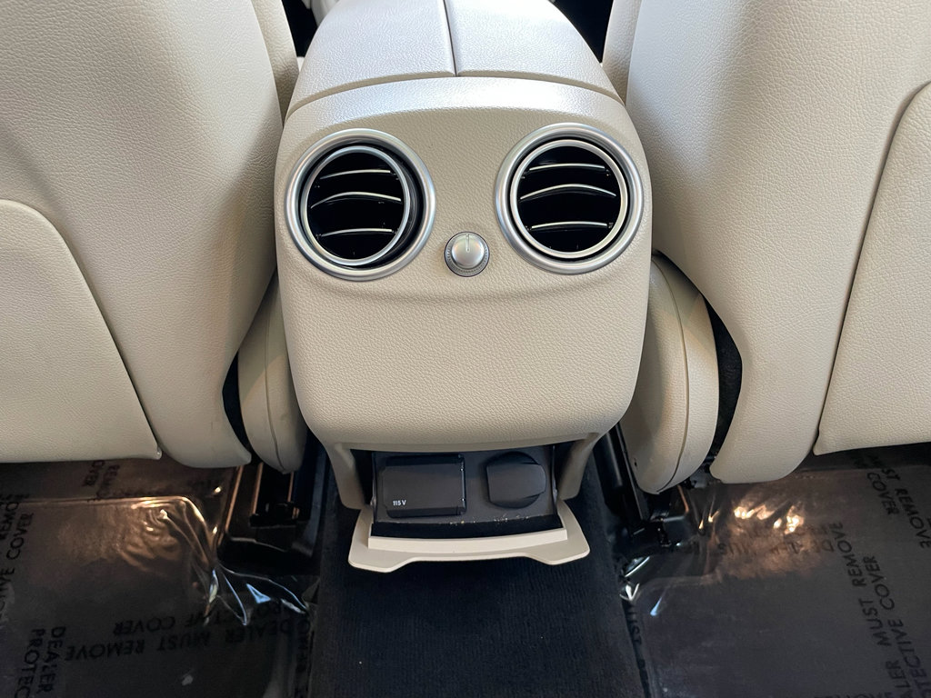 Used 2021 Mercedes-Benz GLC 300 4MATIC image 20