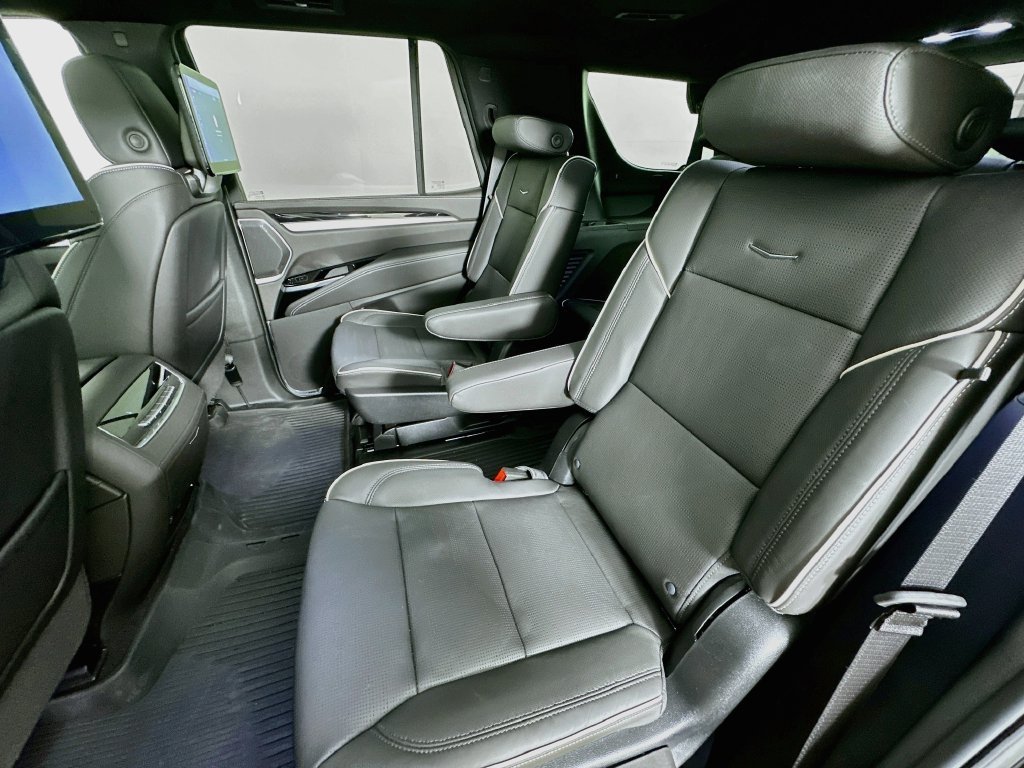 New 2026 Cadillac Escalade Sport w/ Touring Package AWD/4WD image 32
