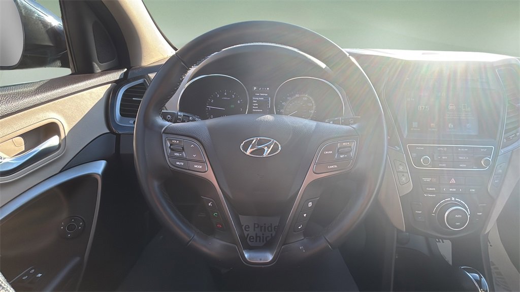 Used 2017 Hyundai Santa Fe Sport image 11
