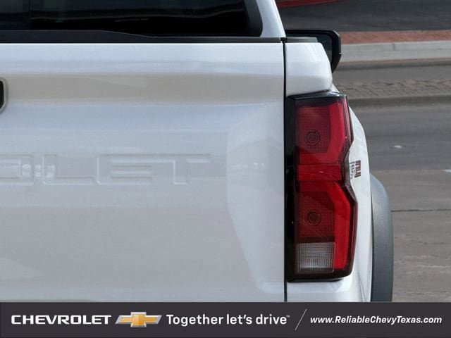 Used 2024 Chevrolet Colorado ZR2 w/ ZR2 Convenience Package III AWD/4WD image 8