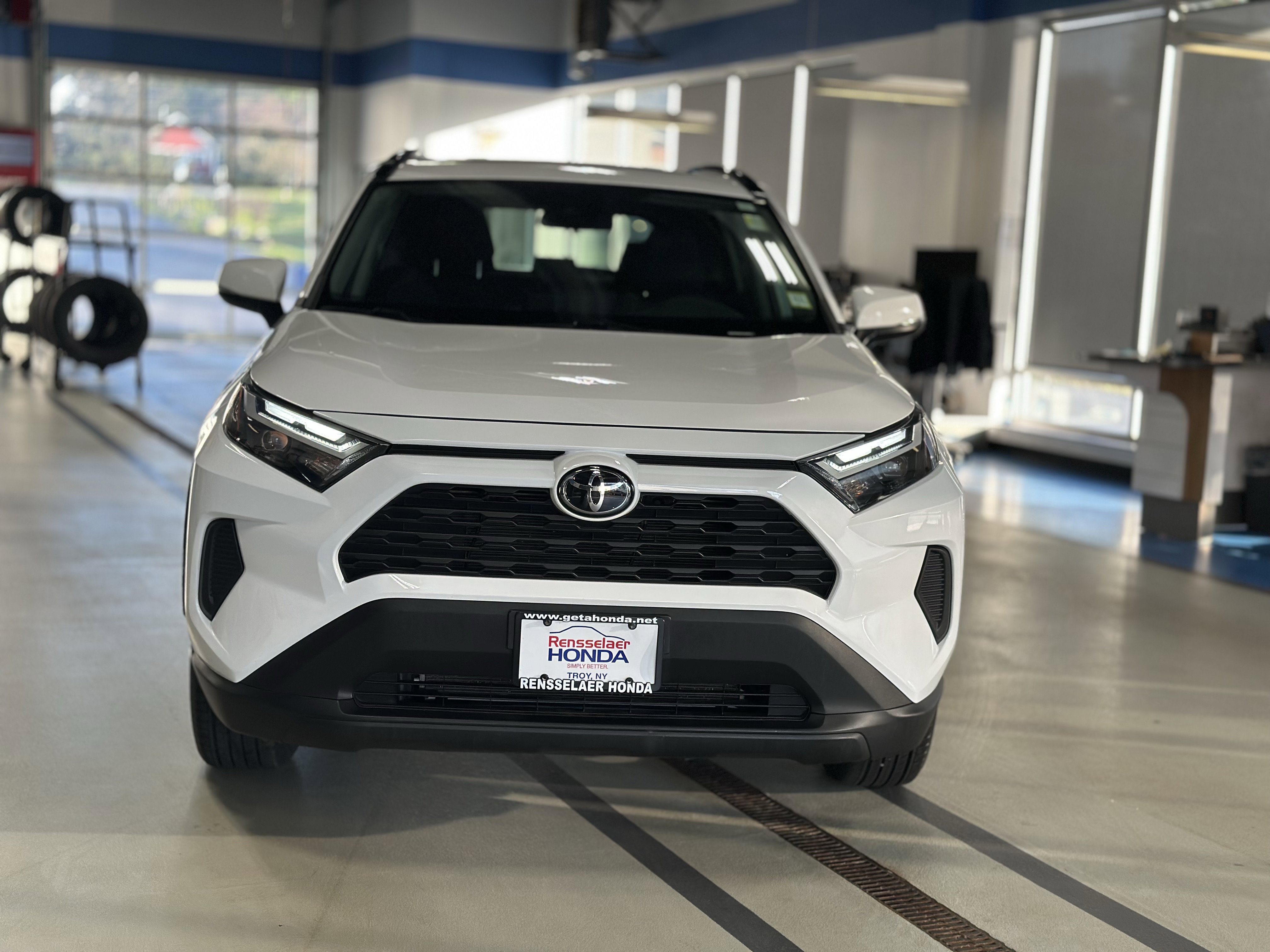 Used 2023 Toyota RAV4 XLE w/ Convenience Package AWD/4WD image 2