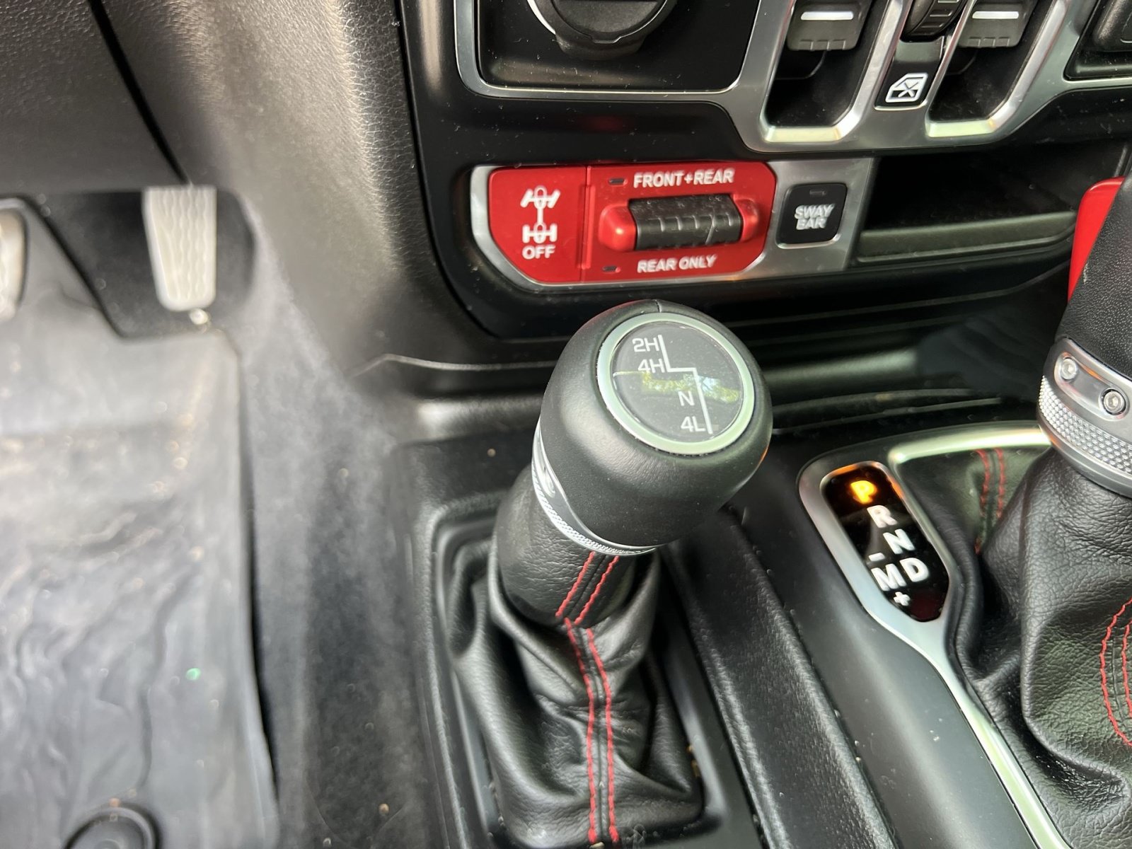 Used 2020 Jeep Wrangler Unlimited Rubicon w/ Steel Bumper Group AWD/4WD image 30