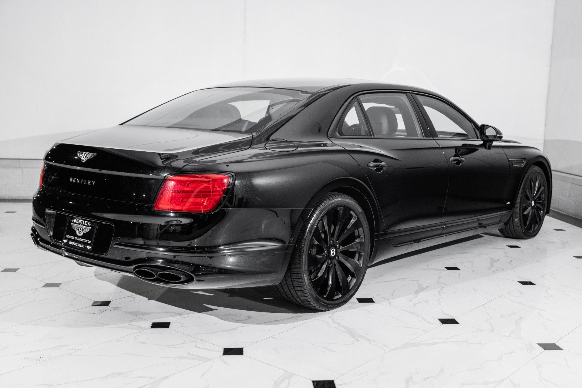 Certified 2022 Bentley Flying Spur V8 AWD/4WD image 11