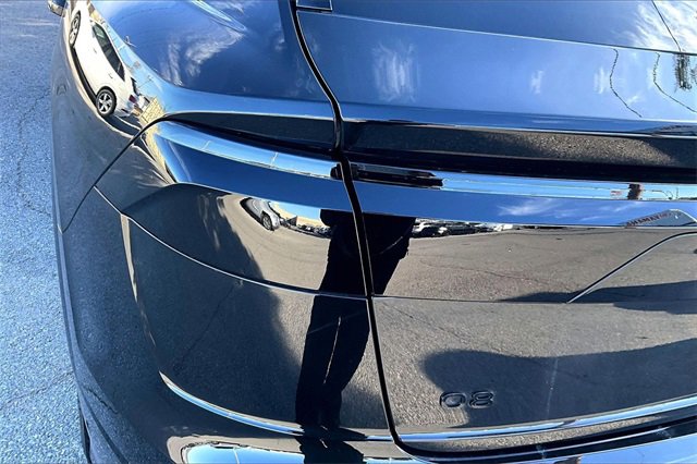 Used 2025 Audi Q8 Prestige w/ Prestige Package image 31