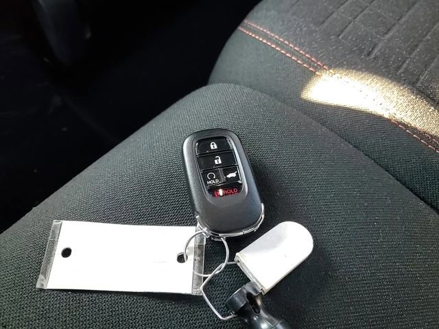 Used 2025 Honda HR-V Sport image 28